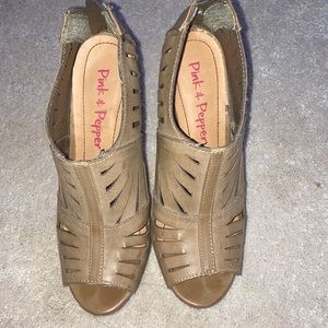 Pink & Pepper Tan Heels